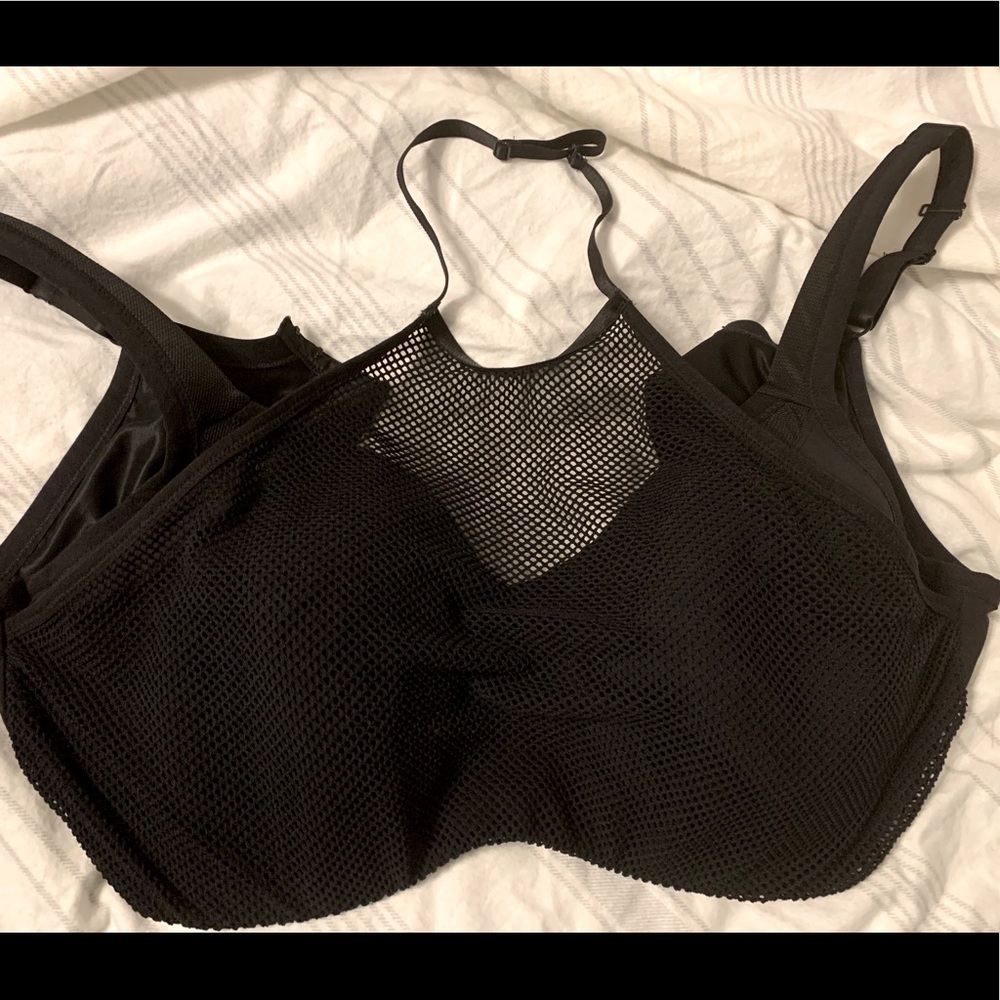 Torrid sports bra